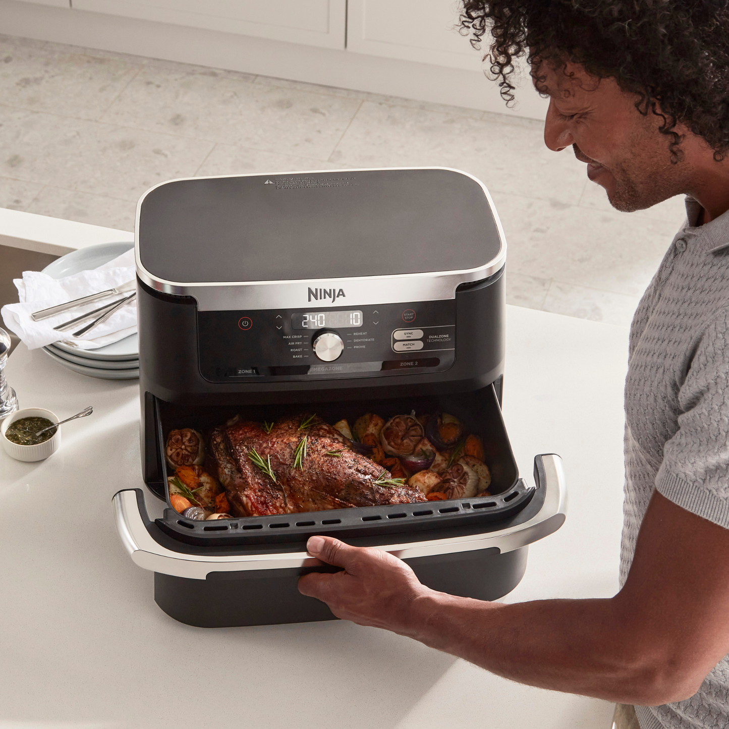 Ninja Foodi FlexDrawer Dual Air Fryer 10.4L AF500UK