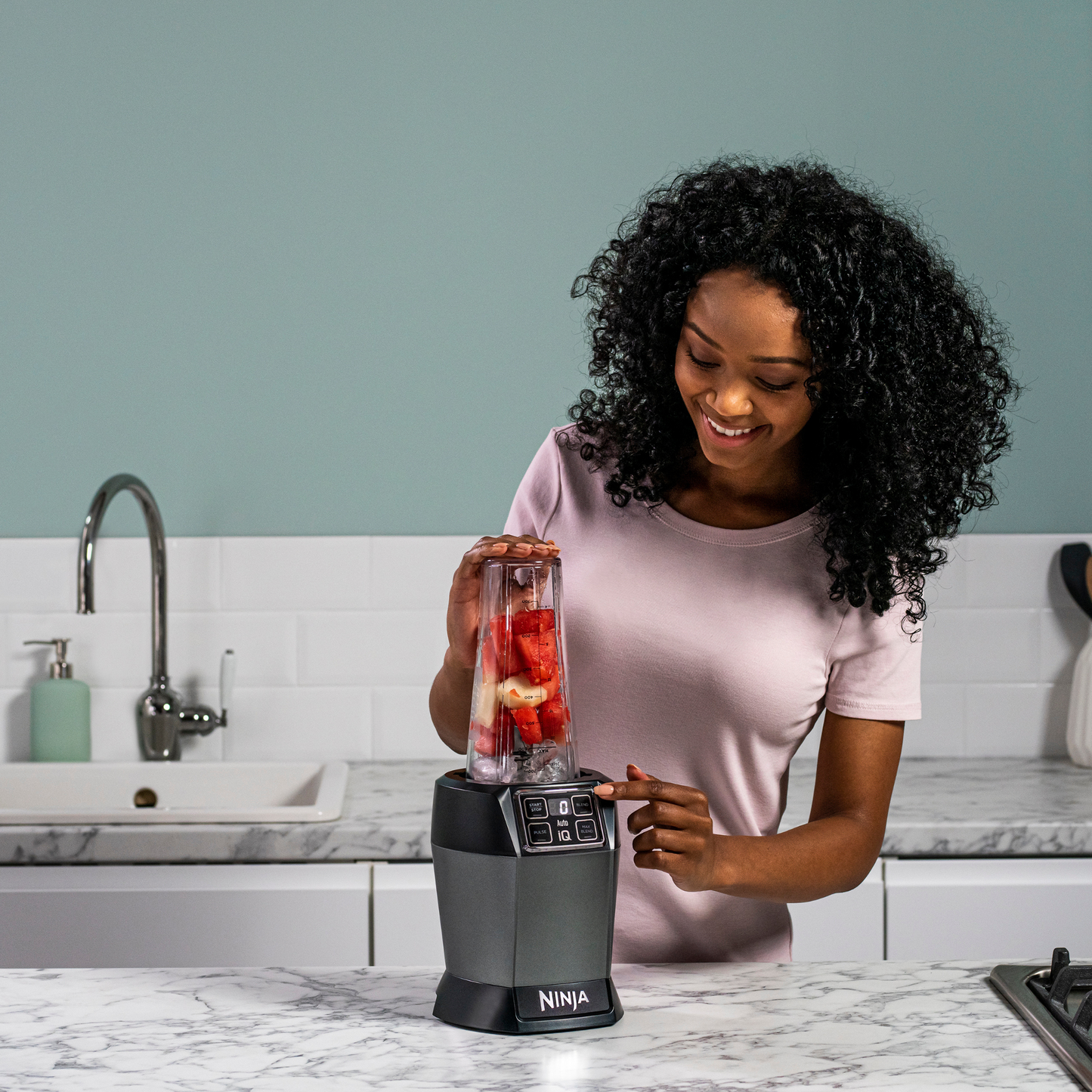 Ninja Blender with Auto-IQ BN495UK