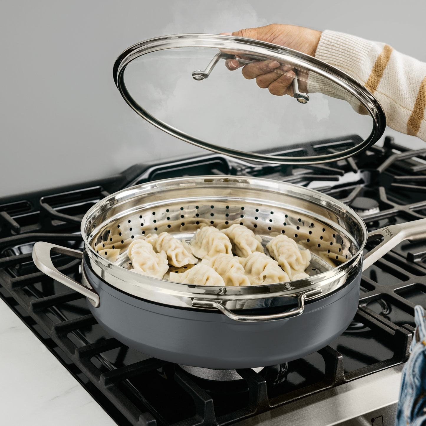 Ninja Foodi 9-in-1 PossiblePan with ZEROSTICK [Sea Salt Grey] CW102GYUK