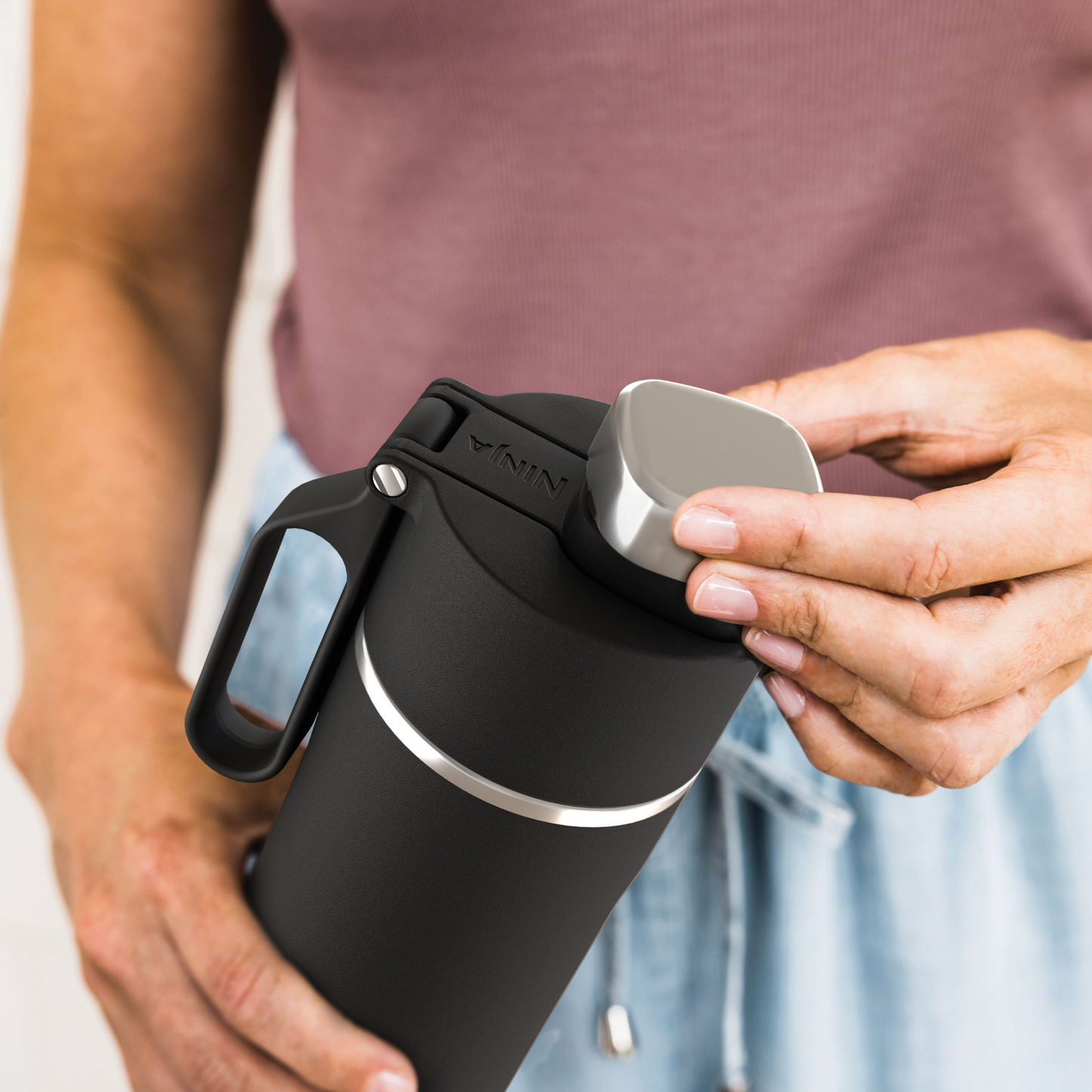 Ninja Thirsti 530 ml Travel Bottle – Black DW1801EUUKBK