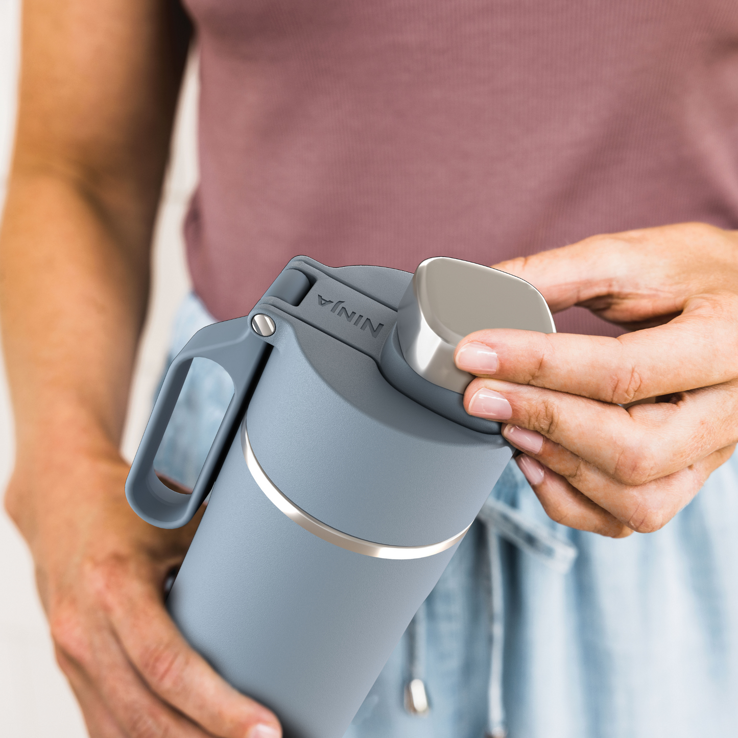 Ninja Thirsti 530 ml Travel Bottle – Blue DW1801EUUKBL