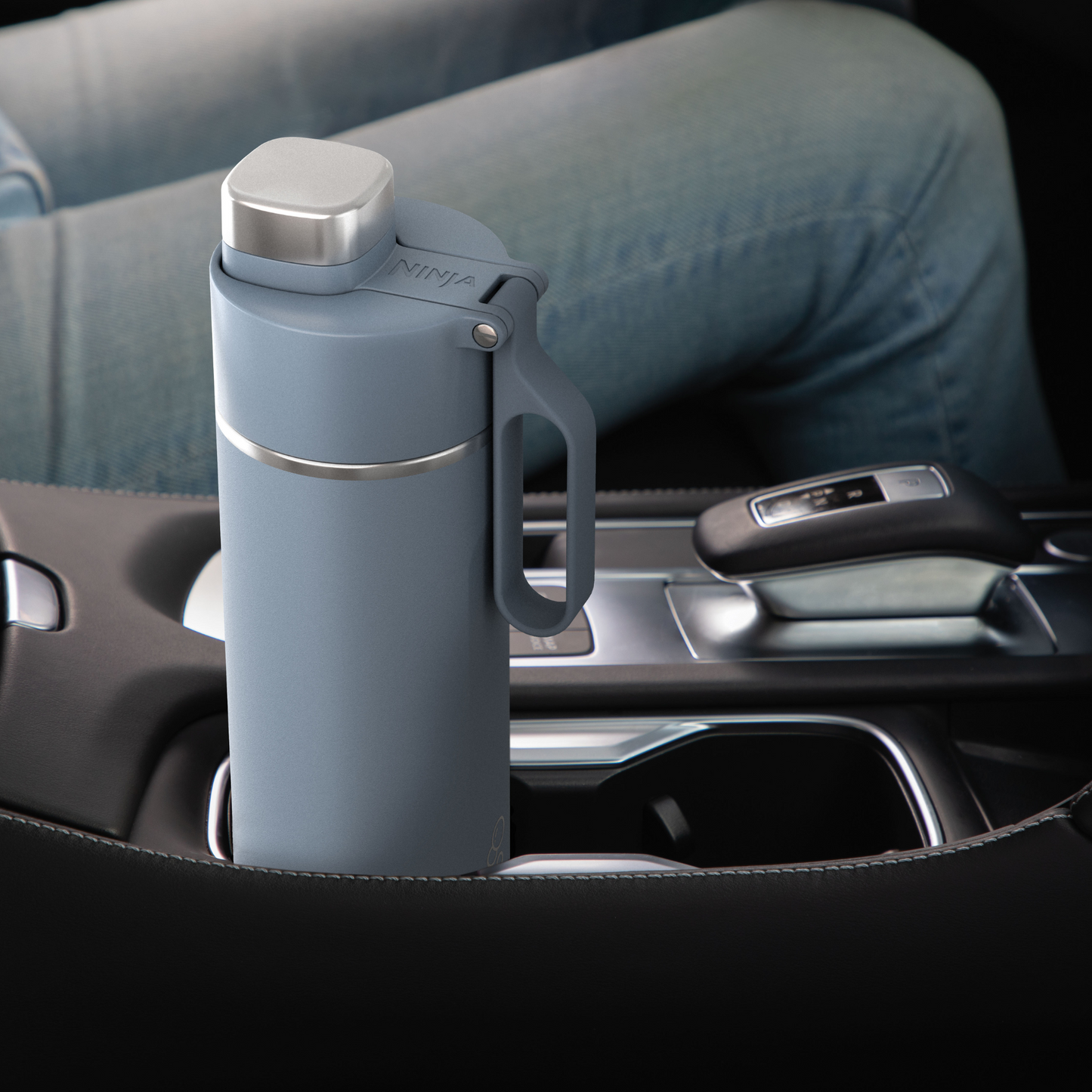 Ninja Thirsti 700 ml Travel Bottle – Blue DW2401EUUKBL