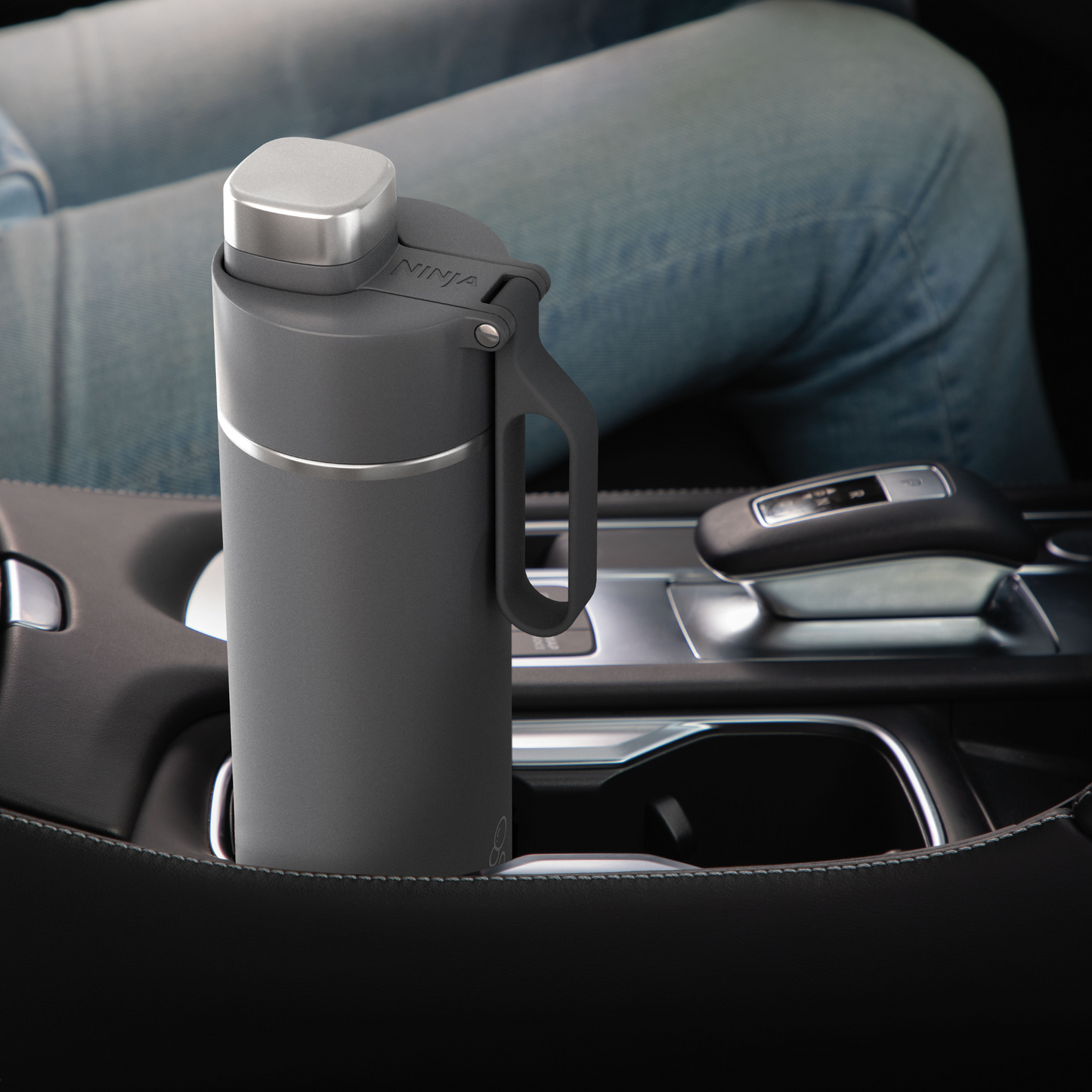 Ninja Thirsti 700 ml Travel Bottle – Grey DW2401EUUKGY