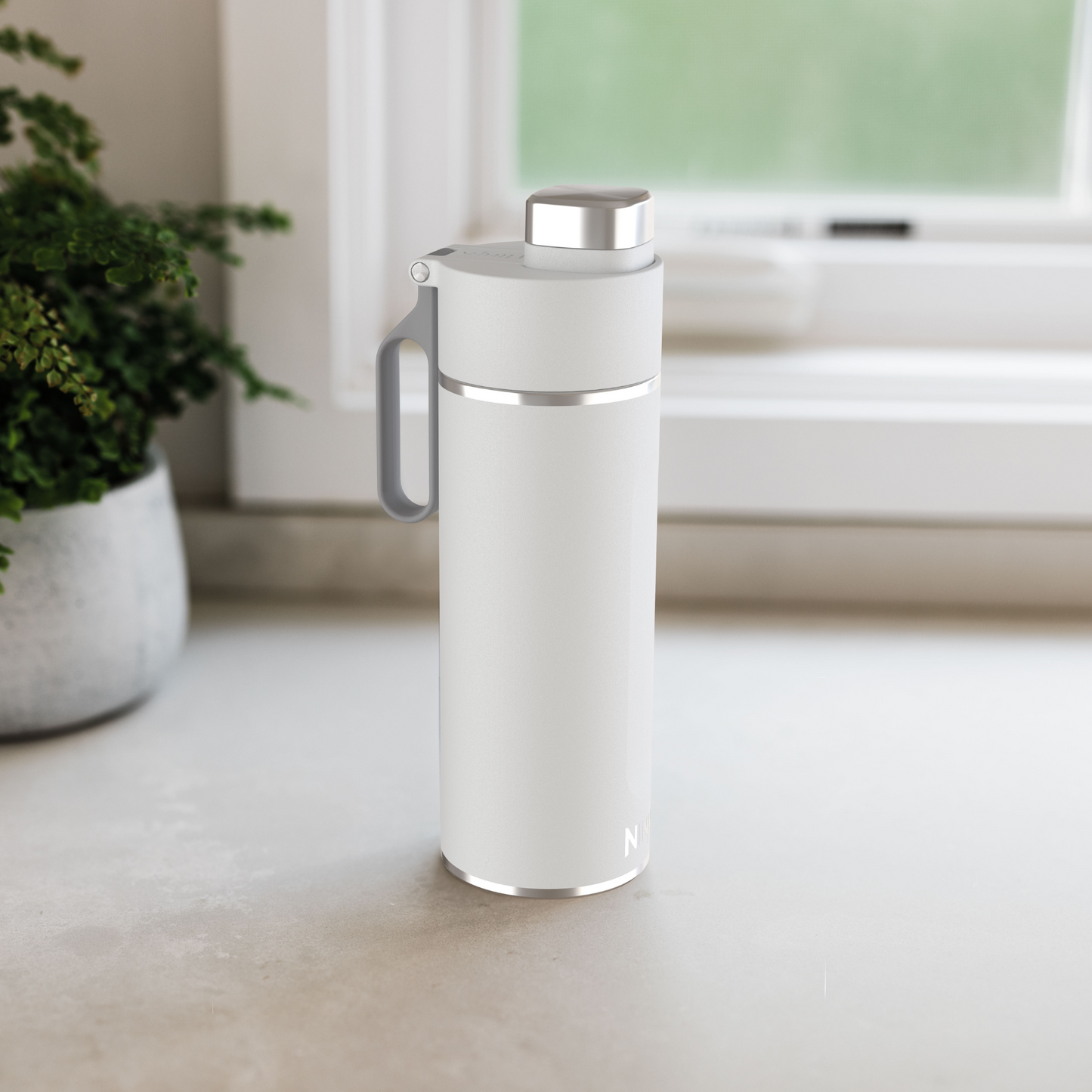 Ninja Thirsti 700 ml Travel Bottle – White DW2401EUUKWH