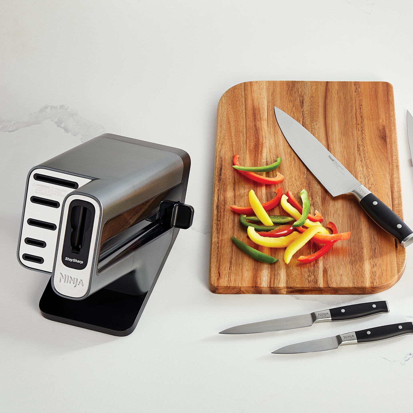 Ninja Foodi StaySharp Knife Block with Integrated Sharpener – 5-Piece Set [K32005UK]
