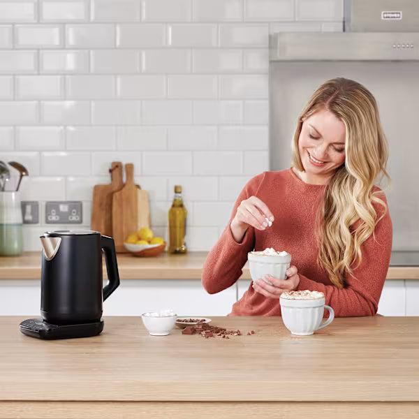 Ninja Black Perfect Temperature Kettle, Rapid Boil – KT200UK